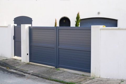 Modern metal gate